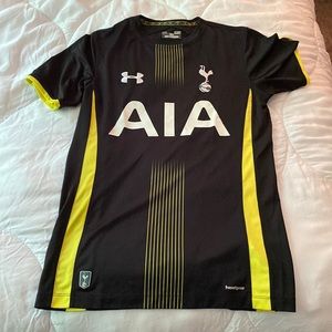 Tottenham Hotspur 2014-2015 Away Jersey. Harry Kane 18. Size Small.